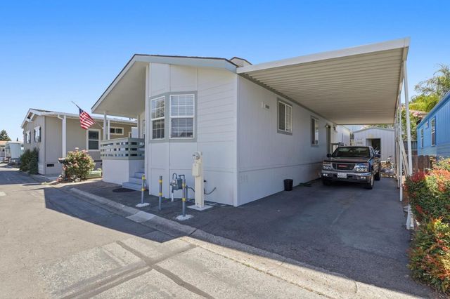 575 San Pedro 8, Morgan Hill, CA 95037