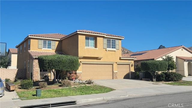 846 Santona CT, Perris, CA 92571