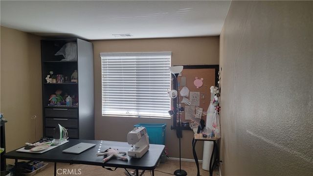 846 Santona CT, Perris, CA 92571