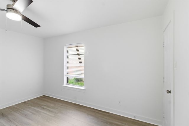 2942 Townsend Drive, Dallas, TX 75229