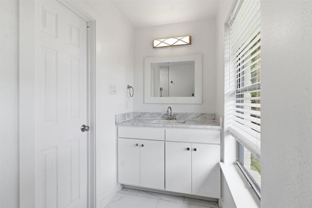 2942 Townsend Drive, Dallas, TX 75229