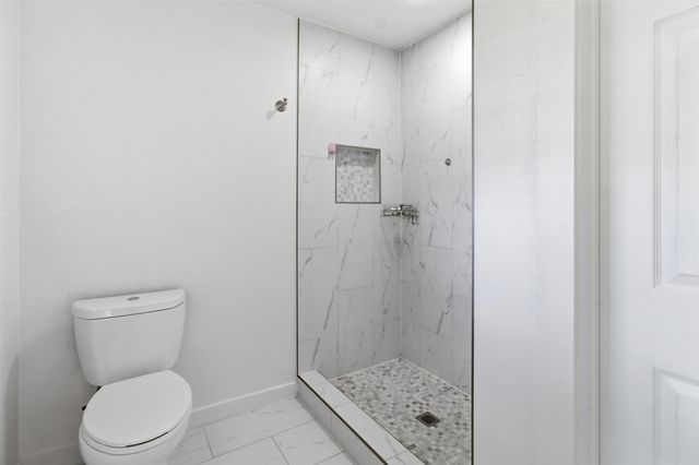 2942 Townsend Drive, Dallas, TX 75229