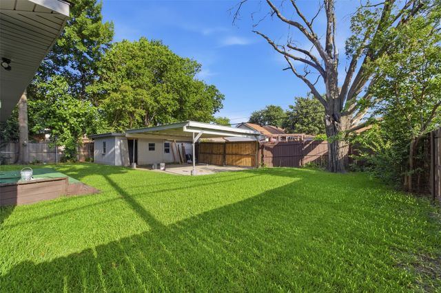 2942 Townsend Drive, Dallas, TX 75229