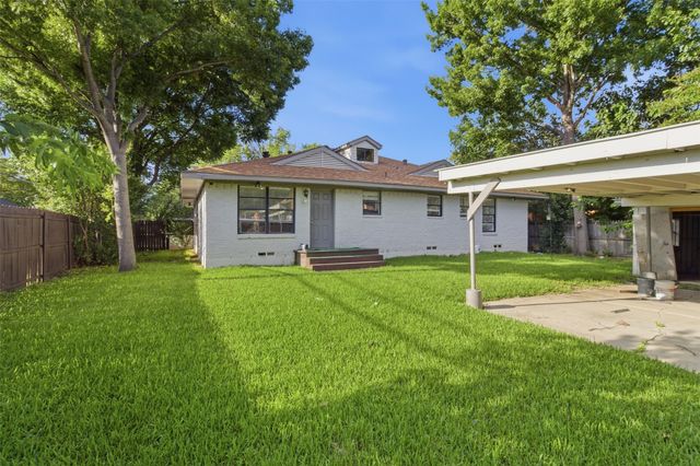 2942 Townsend Drive, Dallas, TX 75229