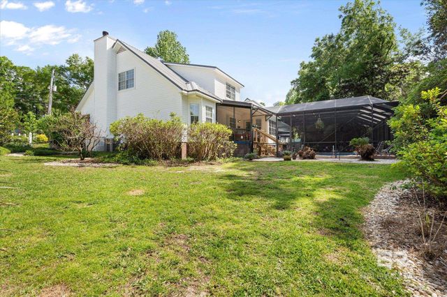 121 Kurlane Street, Fairhope, AL 36532