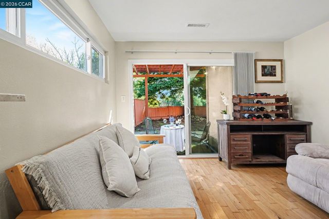 2715 Sargent Ave, San Pablo, CA 94806