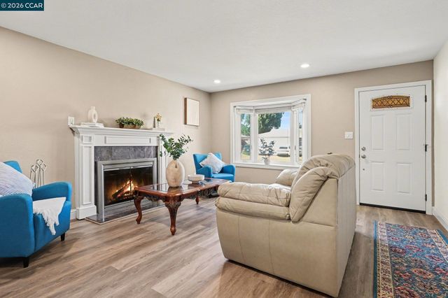 2715 Sargent Ave, San Pablo, CA 94806