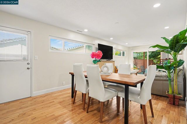 2715 Sargent Ave, San Pablo, CA 94806