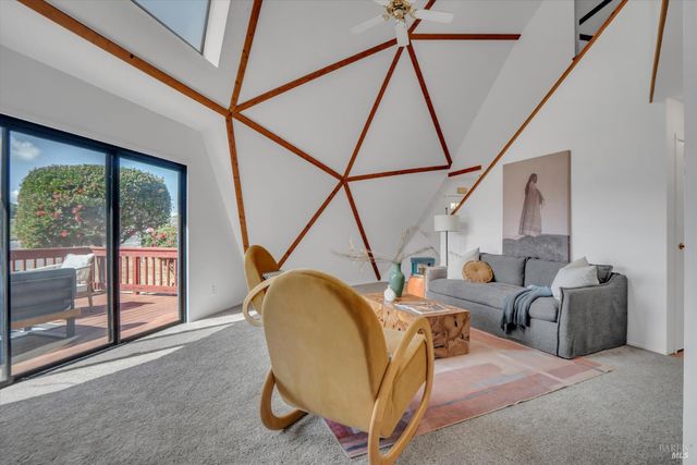 203 Blue Cove Ct, Napa, CA 94558