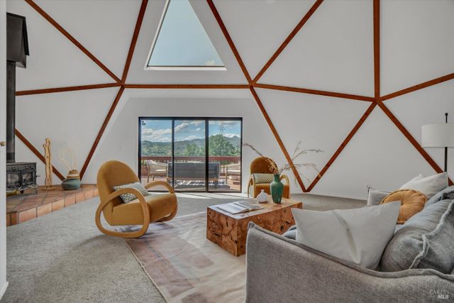 203 Blue Cove Ct, Napa, CA 94558