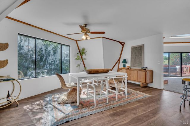 203 Blue Cove Ct, Napa, CA 94558