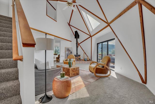 203 Blue Cove Ct, Napa, CA 94558