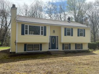 274 Prospect St Extension, Westfield, MA 01085