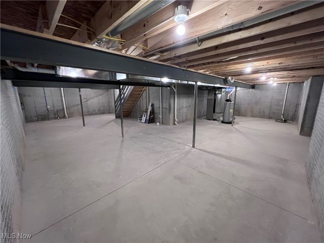 5403 Winding Creek Drive, Ravenna, OH 44266