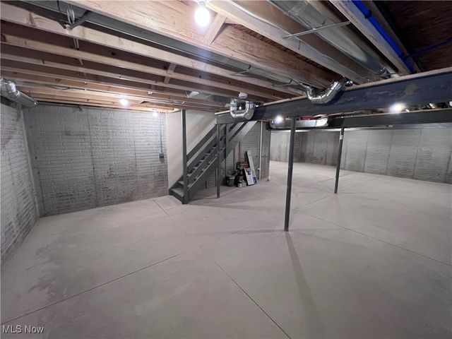 5403 Winding Creek Drive, Ravenna, OH 44266