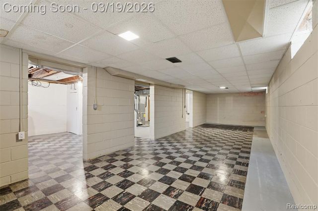 6789 Larme Avenue, Allen Park, MI 48101