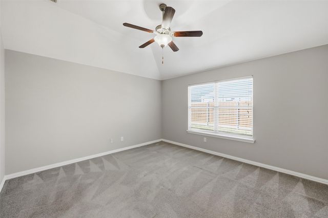 640 Swift Current Drive, Crowley, TX 76036