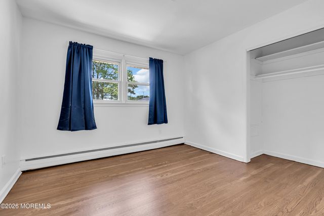 1108 Anchor Avenue, Beachwood, NJ 08722