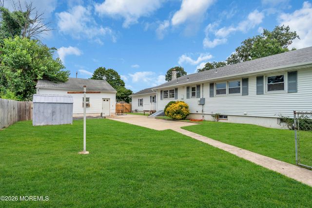 1108 Anchor Avenue, Beachwood, NJ 08722