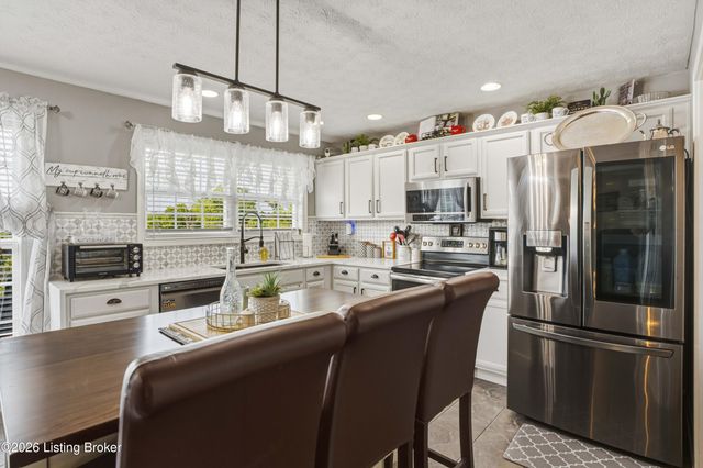 685 Lincoln Trace, Taylorsville, KY 40071