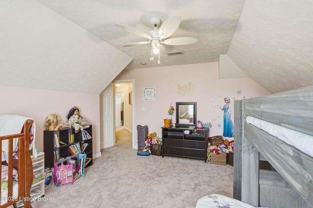 685 Lincoln Trace, Taylorsville, KY 40071