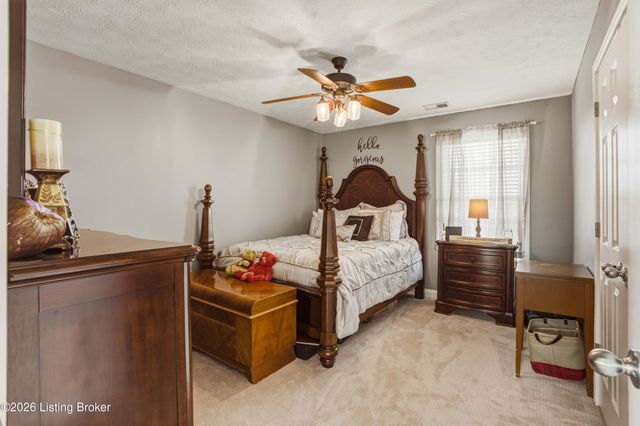 685 Lincoln Trace, Taylorsville, KY 40071