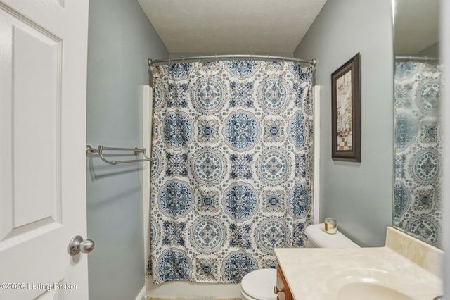 685 Lincoln Trace, Taylorsville, KY 40071