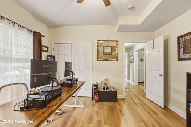 685 Lincoln Trace, Taylorsville, KY 40071