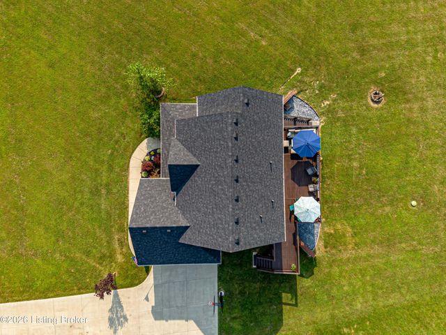 685 Lincoln Trace, Taylorsville, KY 40071
