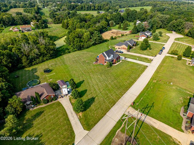 685 Lincoln Trace, Taylorsville, KY 40071