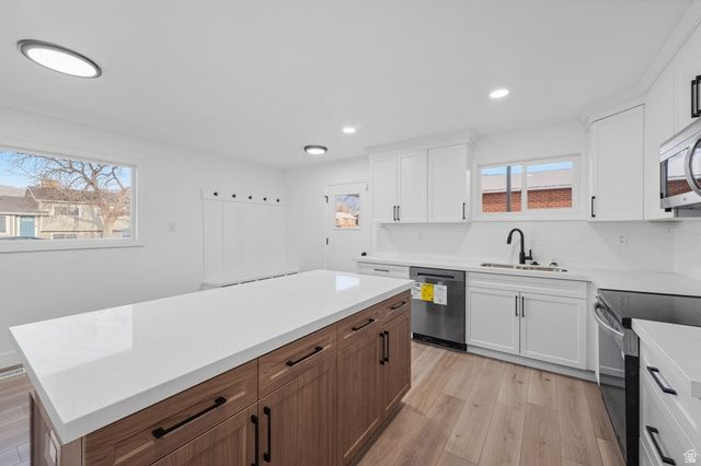 1062 E DIAMOND WAY, Sandy, UT 84094