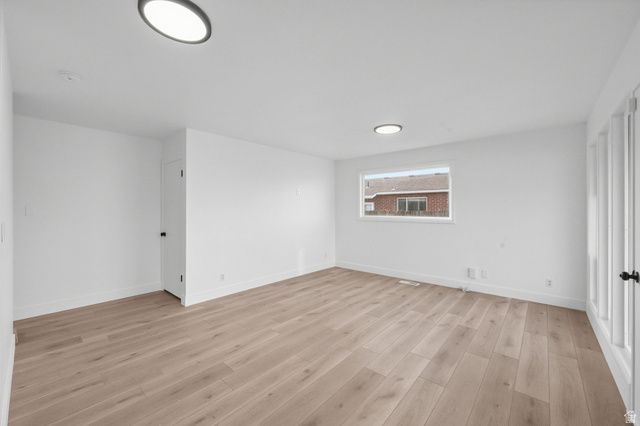 1062 E DIAMOND WAY, Sandy, UT 84094