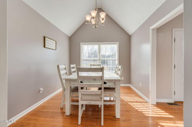 102 Wyntuck Lane, Johnson City, TN 37615