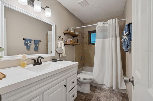 31834 BLANTON LANE, Tavares, FL 32778