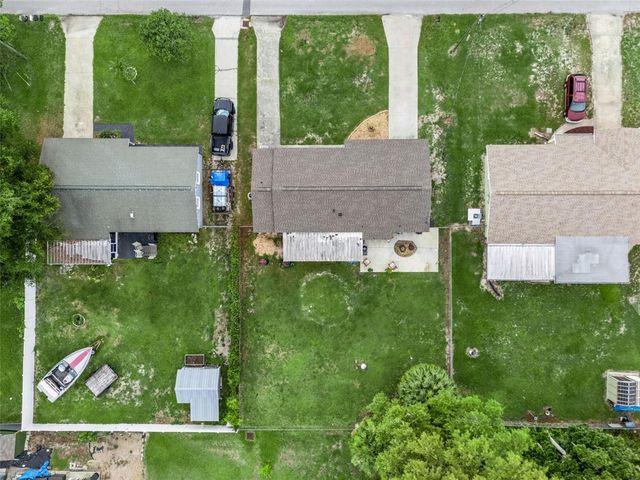 31834 BLANTON LANE, Tavares, FL 32778