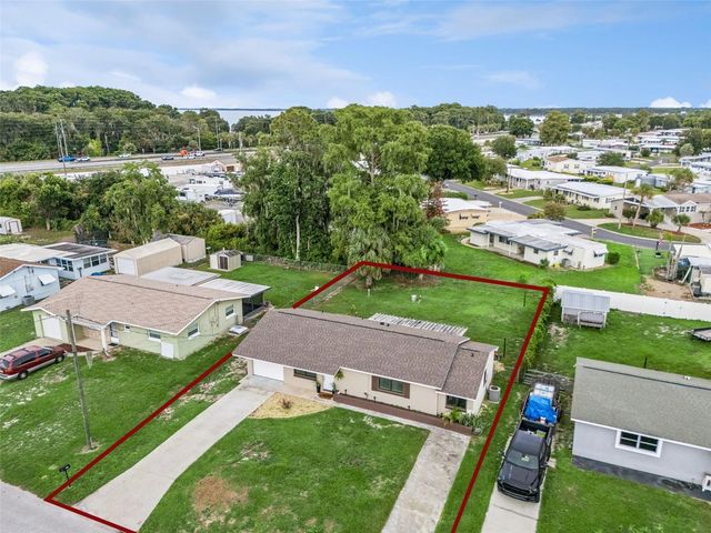 31834 BLANTON LANE, Tavares, FL 32778
