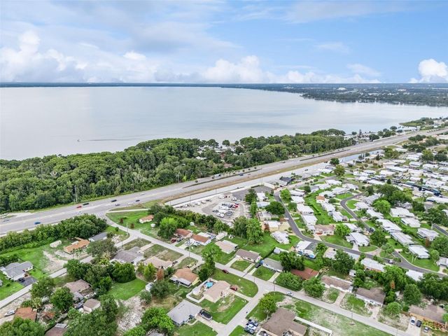 31834 BLANTON LANE, Tavares, FL 32778
