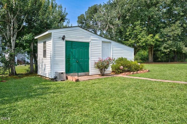 128 S Applewood Court, Rocky Mount, NC 27803