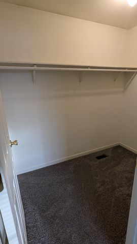 6924 Swan Lane, Schererville, IN 46375