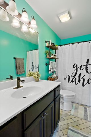 6924 Swan Lane, Schererville, IN 46375