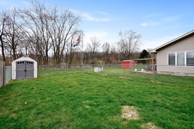 6924 Swan Lane, Schererville, IN 46375