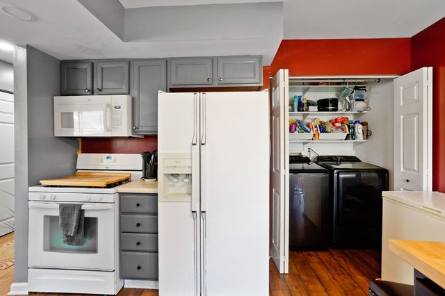 6924 Swan Lane, Schererville, IN 46375