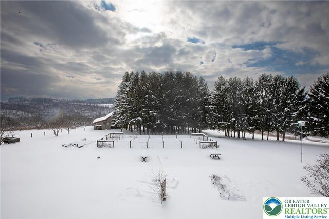 220 Dietrich Road, Albany Twp, PA 19529