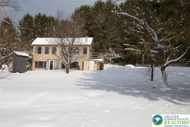 220 Dietrich Road, Albany Twp, PA 19529