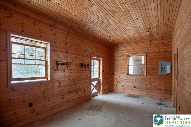 220 Dietrich Road, Albany Twp, PA 19529