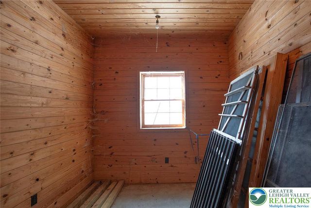 220 Dietrich Road, Albany Twp, PA 19529