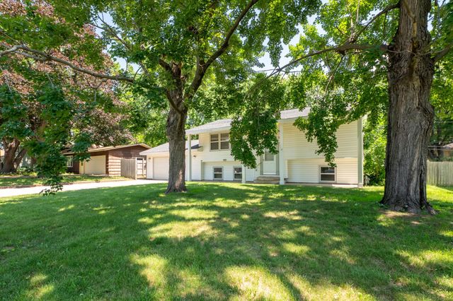 8031 Jefferson Street NE, Spring Lake Park, MN 55432