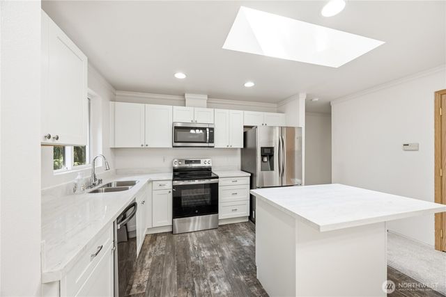 919 SW 319th Place, Federal Way, WA 98023