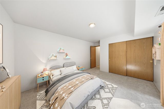 919 SW 319th Place, Federal Way, WA 98023