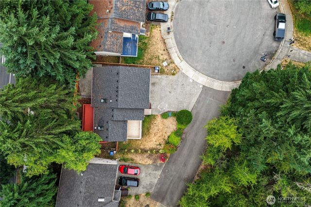 919 SW 319th Place, Federal Way, WA 98023